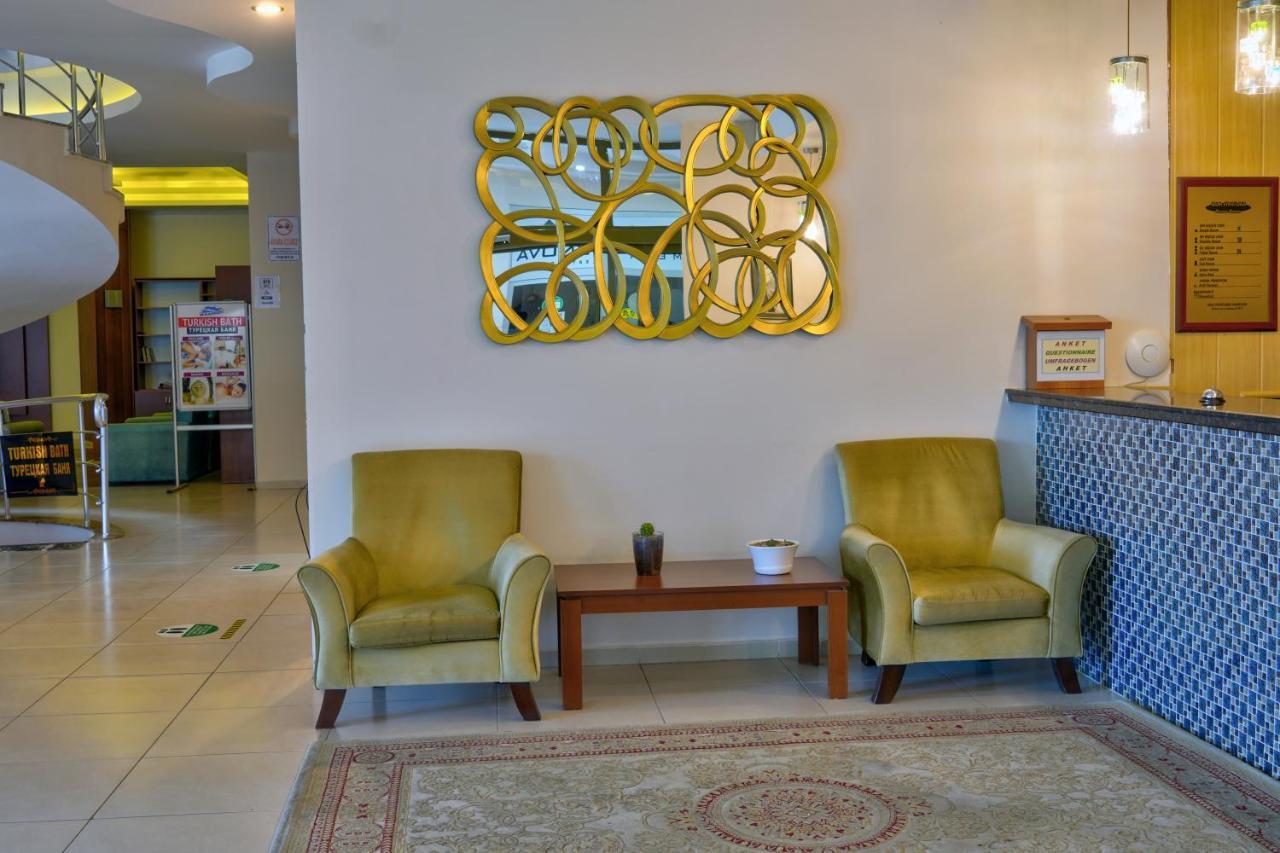 Blue Fish Hotel โคนัคคลึ ภายนอก รูปภาพ
