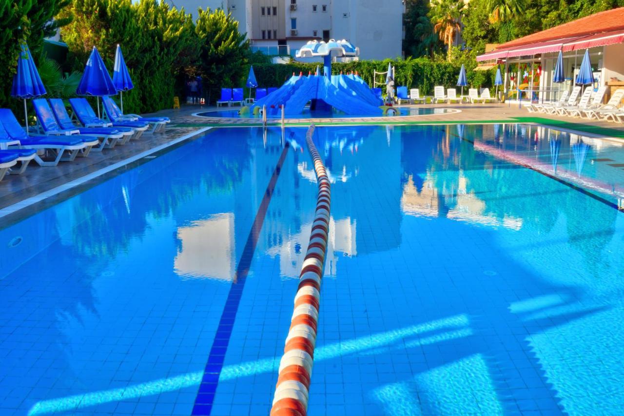 Blue Fish Hotel โคนัคคลึ ภายนอก รูปภาพ