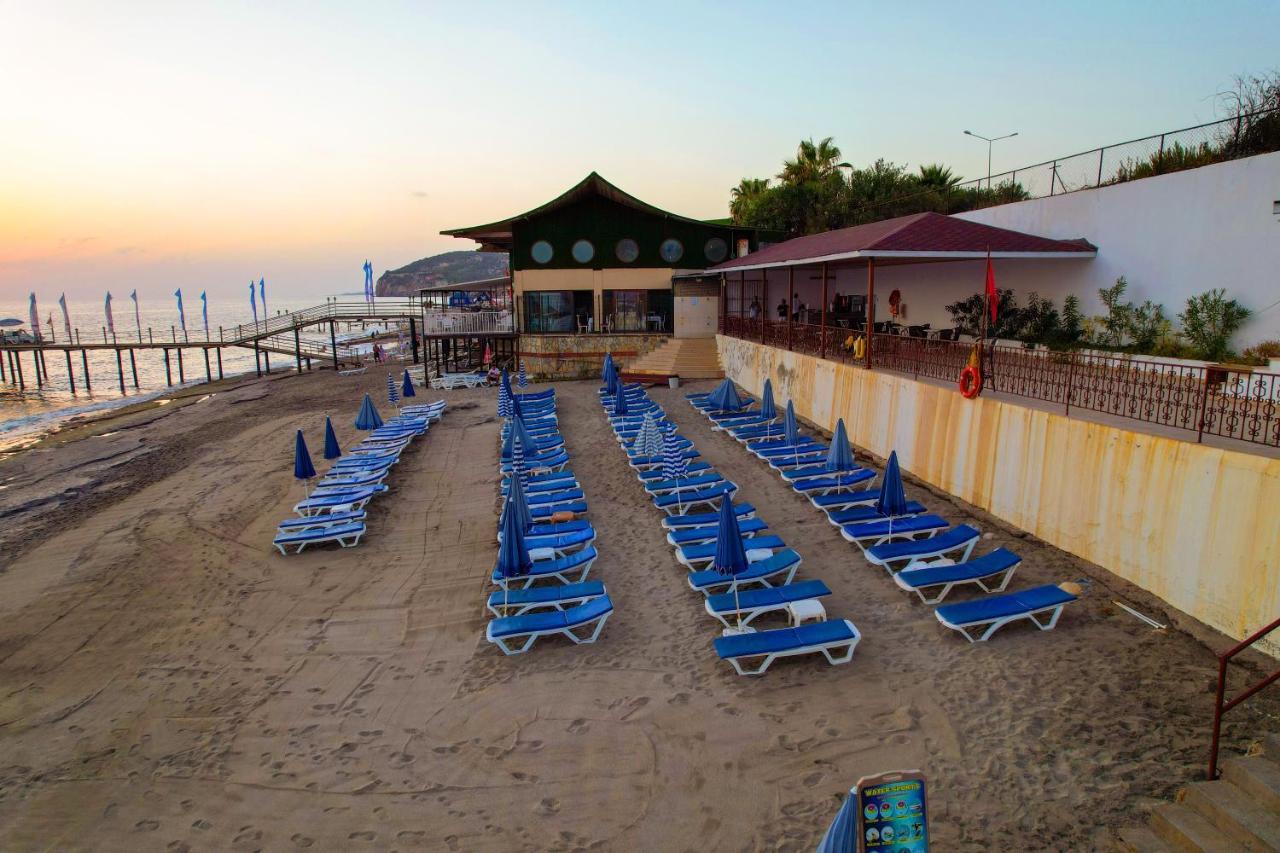 Blue Fish Hotel โคนัคคลึ ภายนอก รูปภาพ