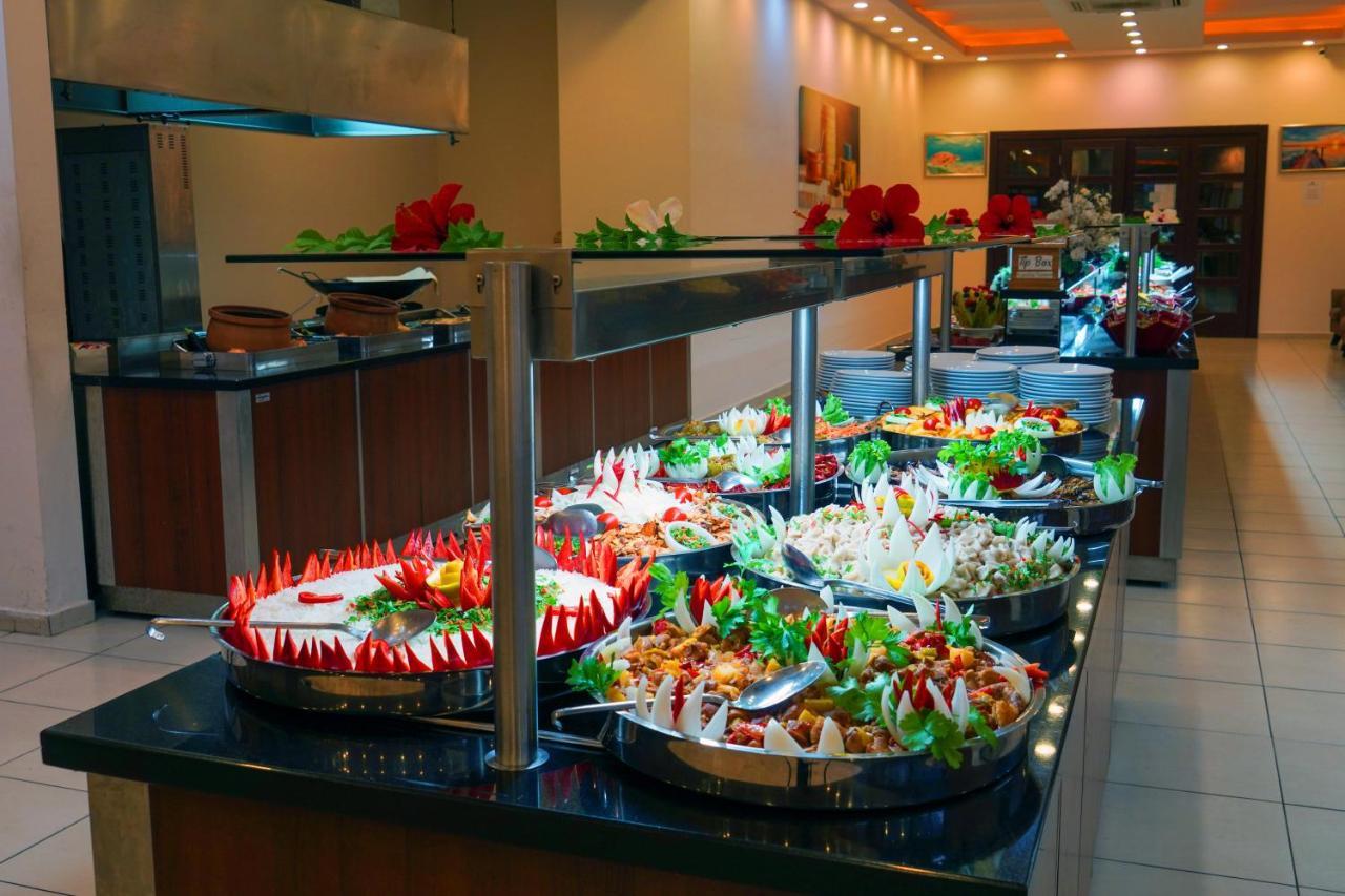 Blue Fish Hotel โคนัคคลึ ภายนอก รูปภาพ