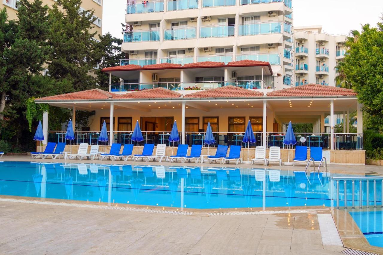 Blue Fish Hotel โคนัคคลึ ภายนอก รูปภาพ